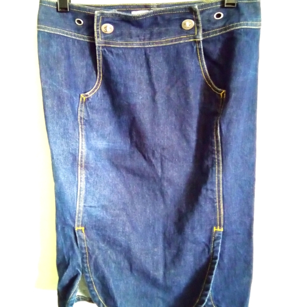 A/X Armani Exchange  Denim Skirt size 0